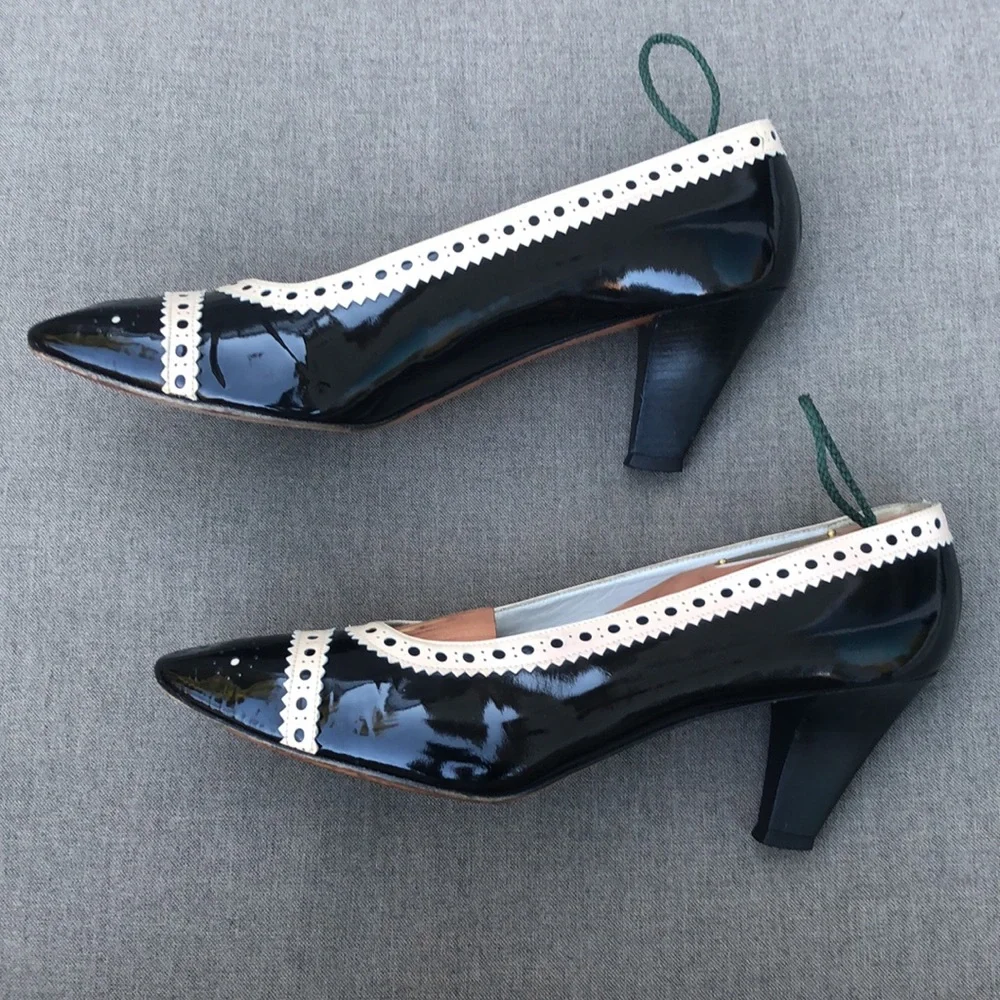 YSL Vintage Patent Spectator Pump in Ivory & Black - Picture 3 of 13